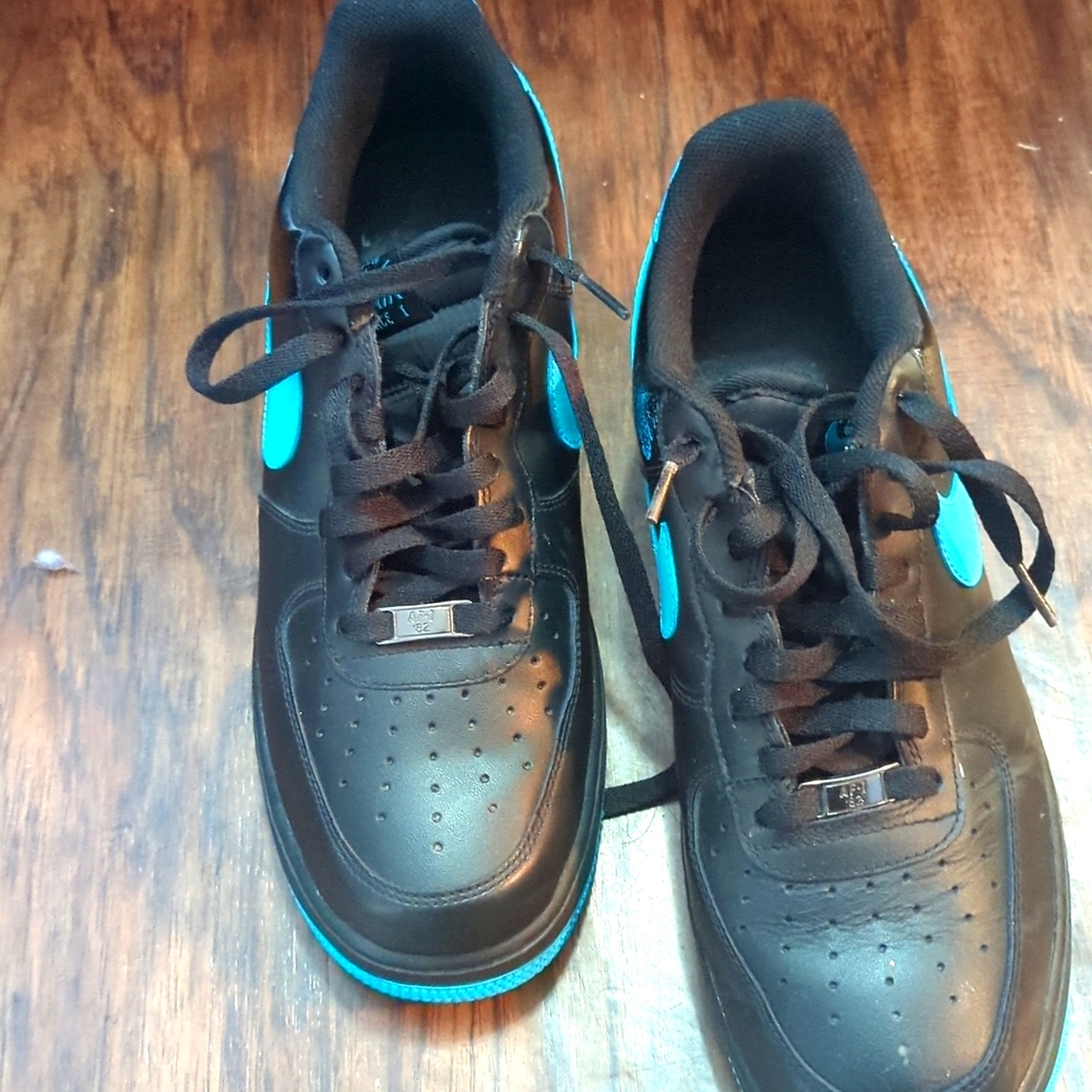 Men sneakers